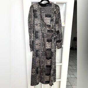 Barelli Black Grey Cream V-Neck Long Sleeve Wrap Gown Dress Size 6 Small S NWT